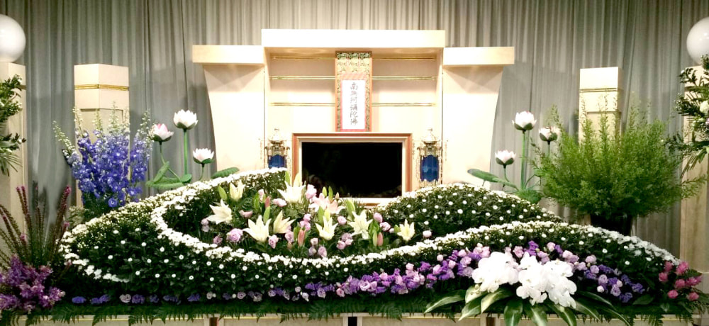 三重町メメント・モリ葬儀プラン70万円生花祭壇